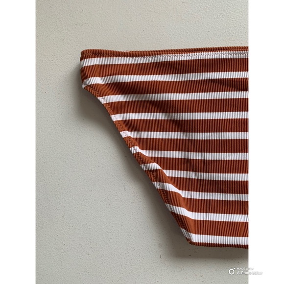 Aerie Size Large Ribbed Bottom in Brown & White Stripe NWT - Picture 6 of 16